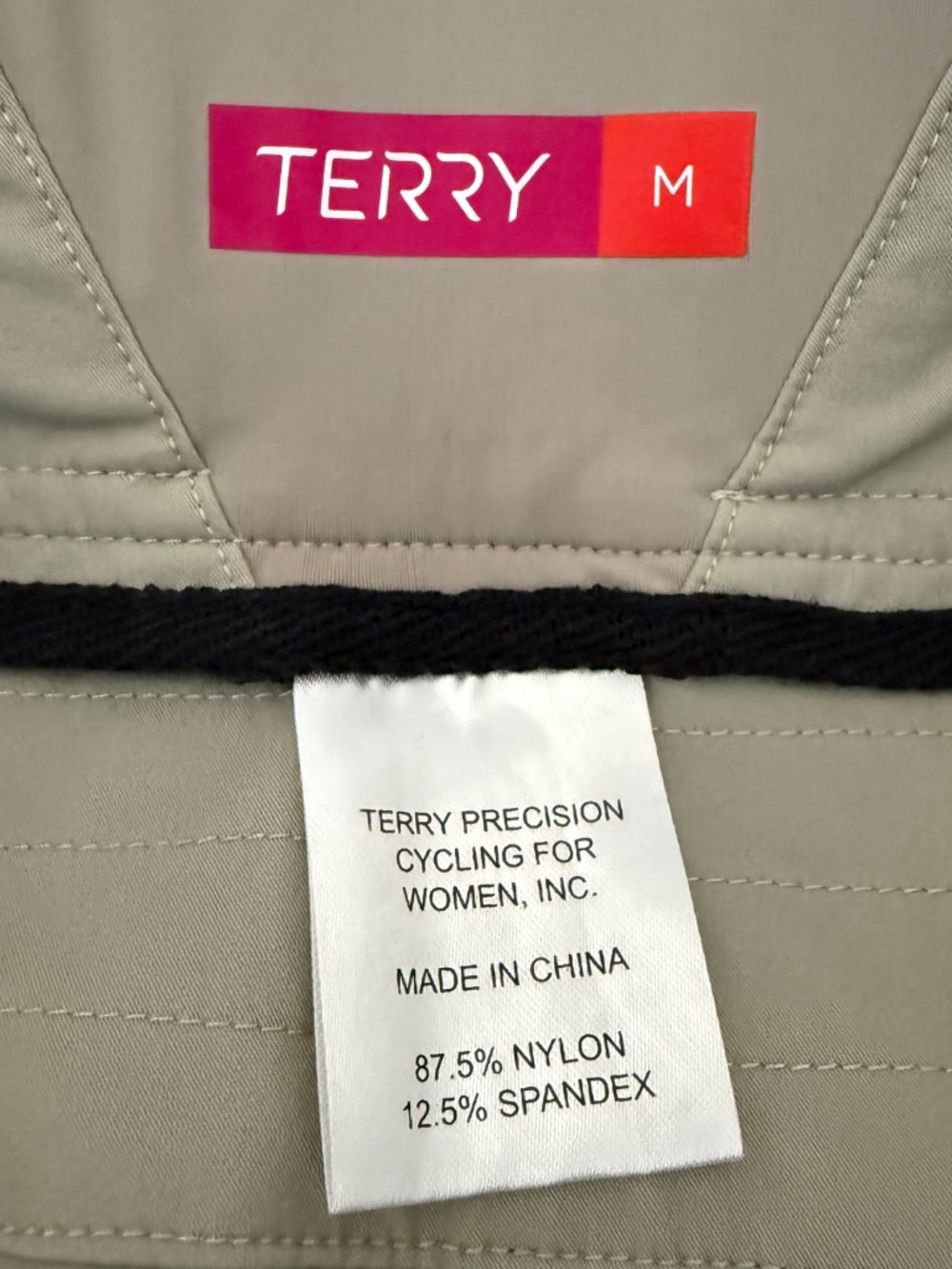 Terry Women's Cycling & Hiking Cargo Shorts – Khaki – Size Medium - Picture 3 of 7